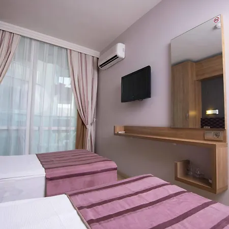 Soel - Adult Only Hotell 3*